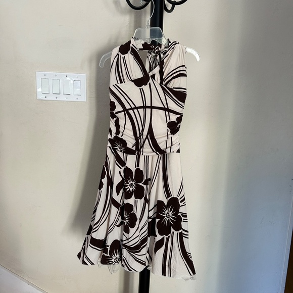 Fit & Flare Neck Tieup Crossover Collar Stretchy Dress - Picture 2 of 11